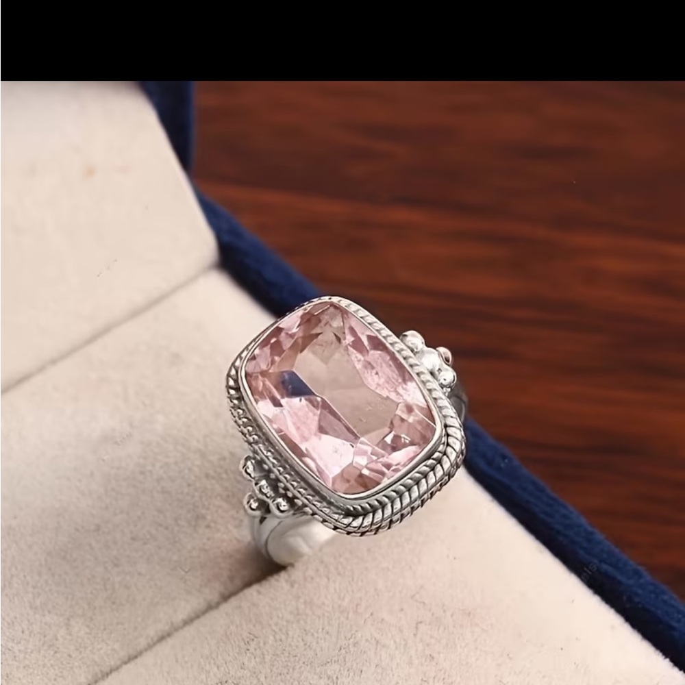 Sundance "Viken" Antiqued Pink Stone Ring  Silver sizel 8